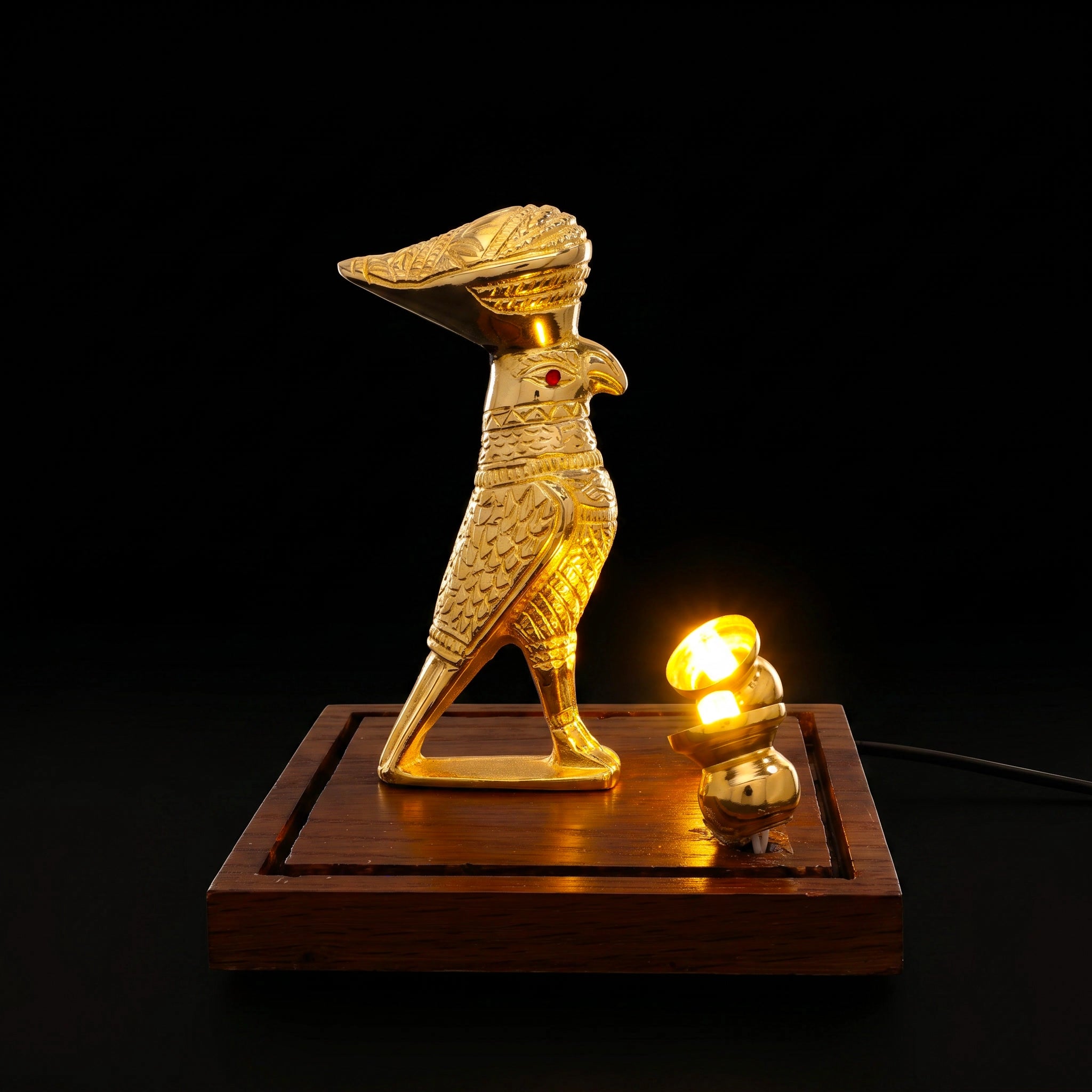 تمثال حورس Main image