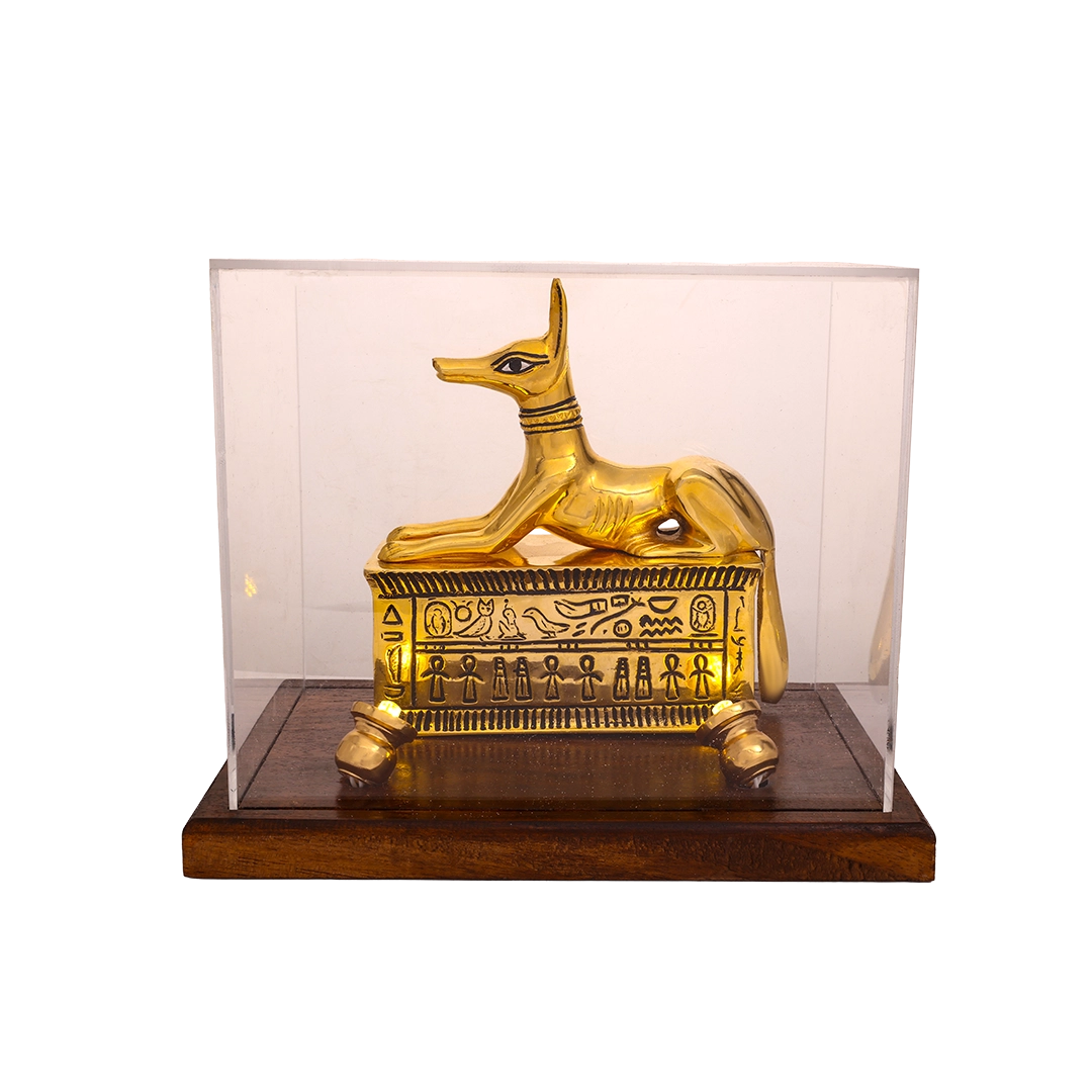 أنوبيس على قاعدة Secondary image